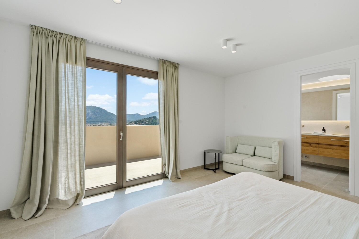 Luxuriöse-Villa-mit-Meerblick in-Pollensa