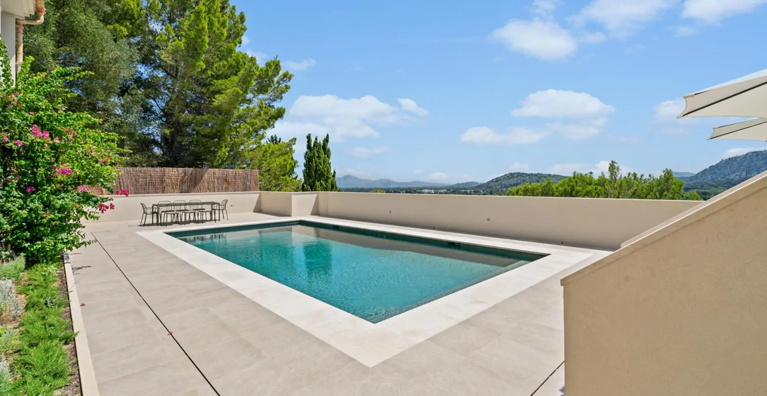 Luxuriöse-Villa-mit-Meerblick in-Pollensa