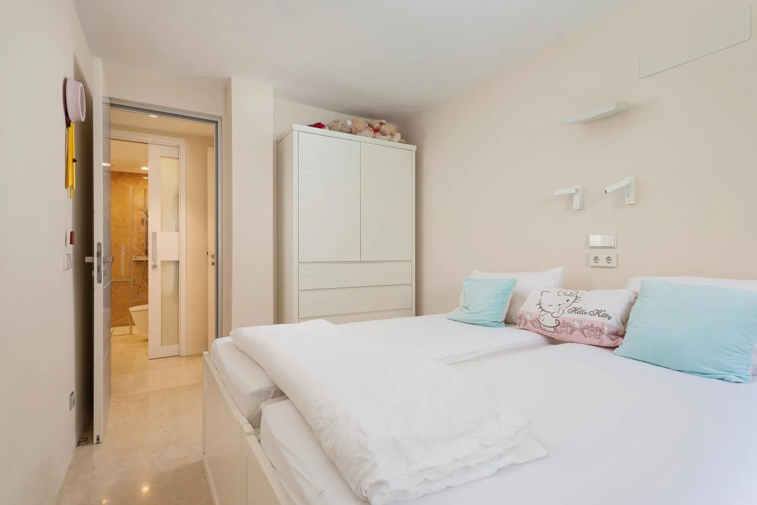 Exclusive-beachfront-property-in-Playa-de-Muro