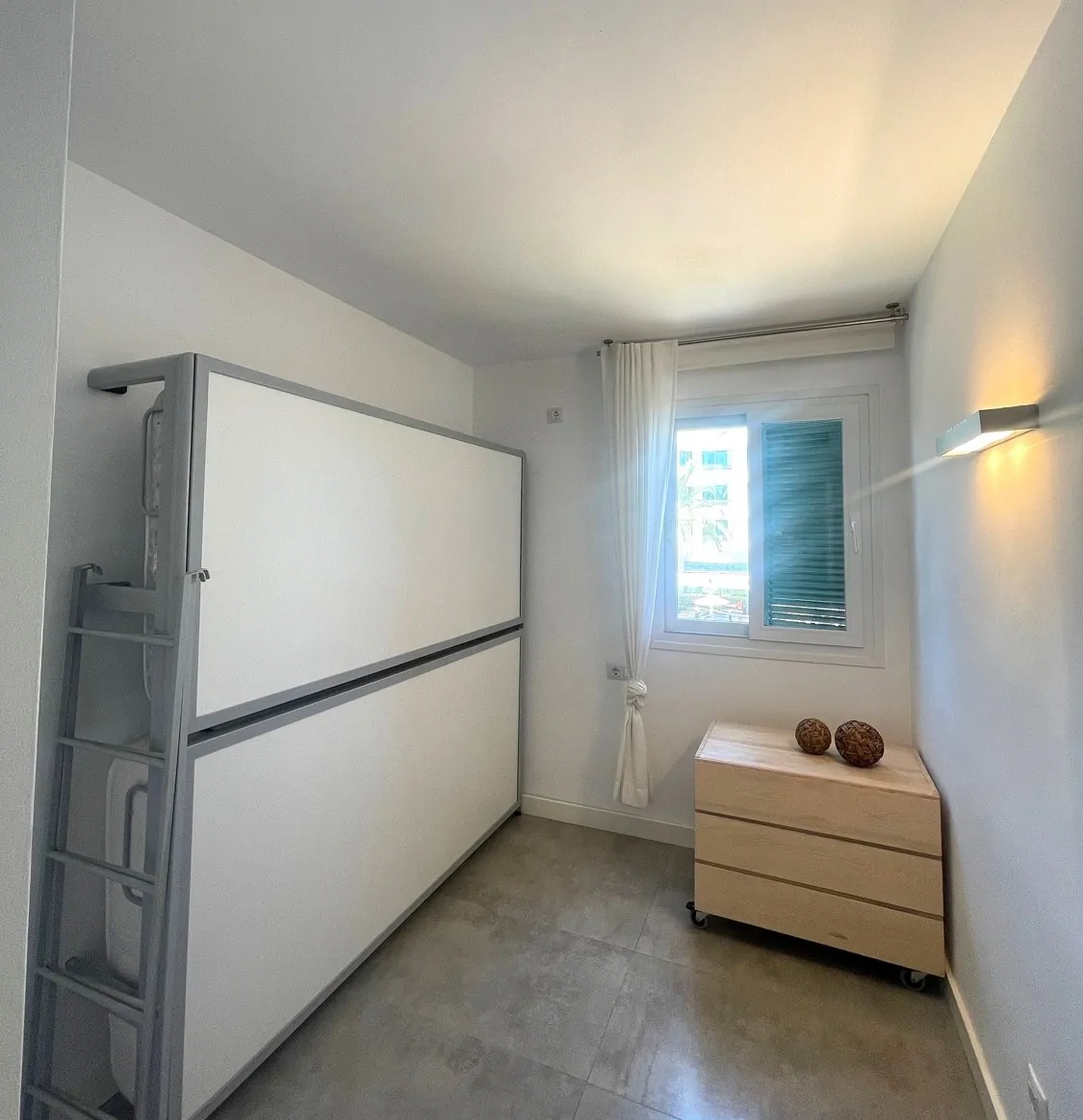 Moderne-Wohnung-am-Meer-Playa-de-Muro