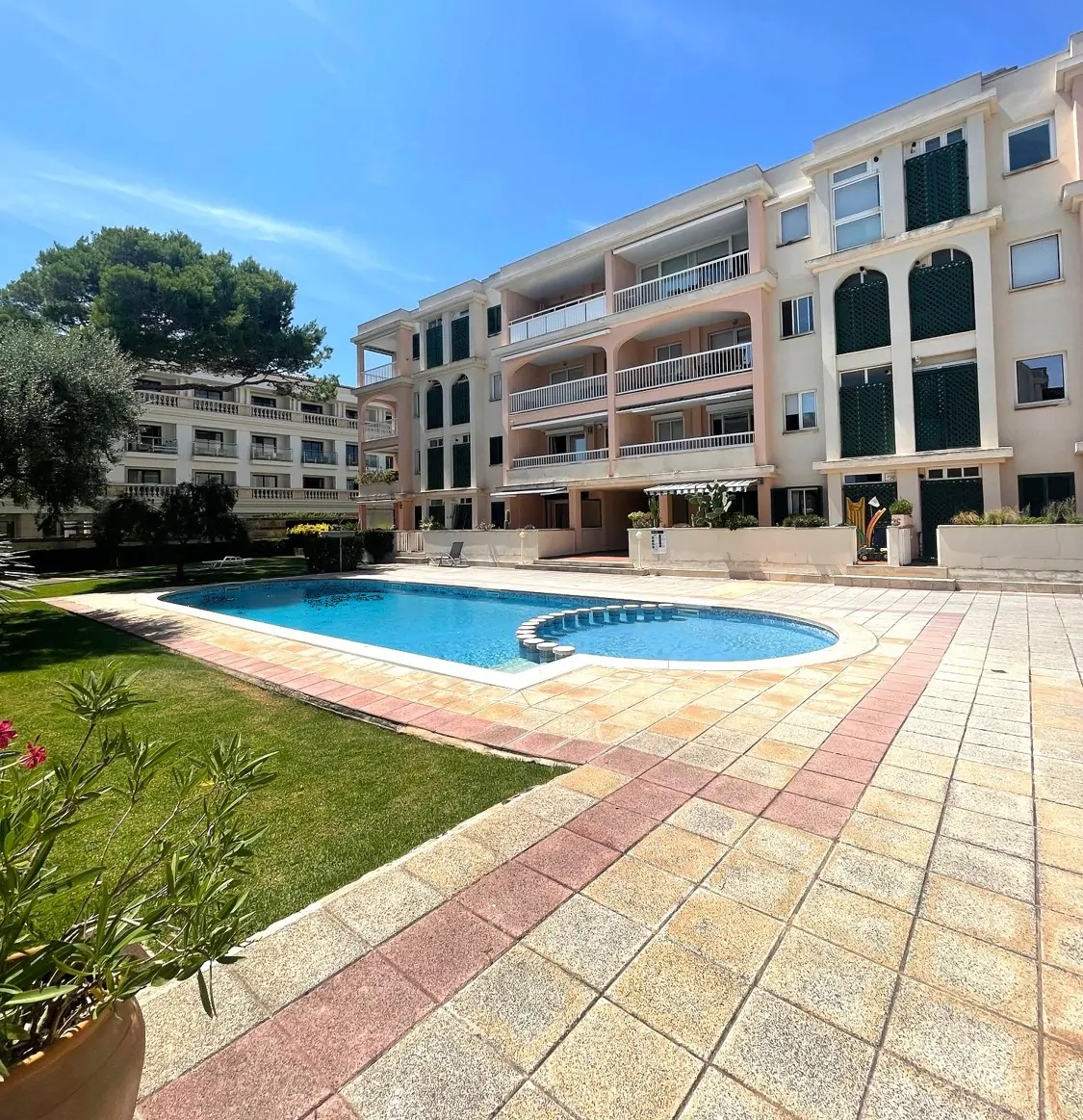 Moderne-Wohnung-am-Meer-Playa-de-Muro