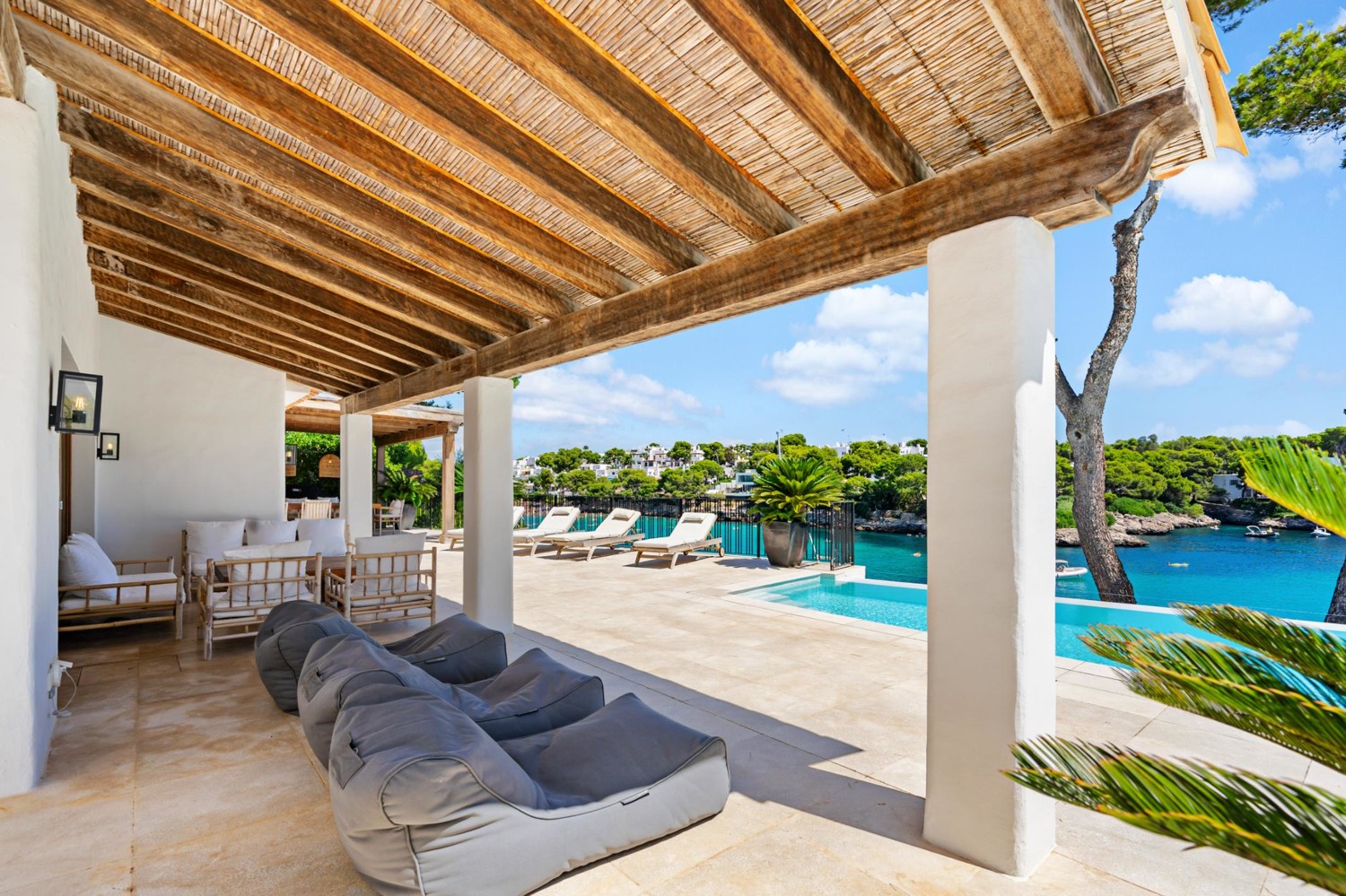 Villa-direkt-am-Meer-in-Cala-D'or