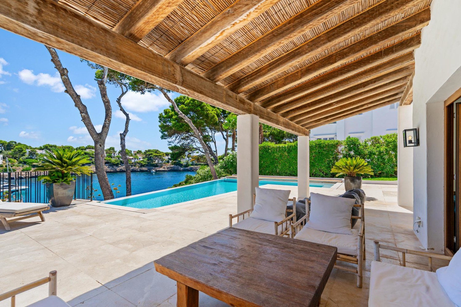 Villa-direkt-am-Meer-in-Cala-D'or