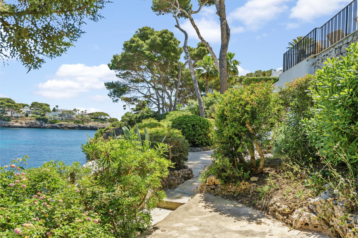 Villa-direkt-am-Meer-in-Cala-D'or