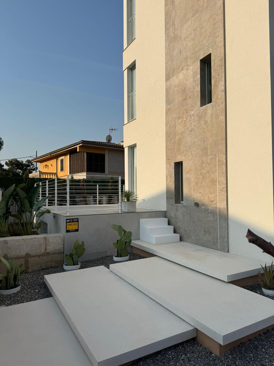 Modernes-Chalet-mit-Pool-in-Strandnähe-in-Puerto-de-Alcudia