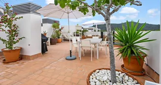 von_poll_real_estate_property_ES255528_image_22