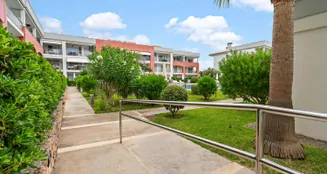 von_poll_real_estate_property_ES255528_image_23