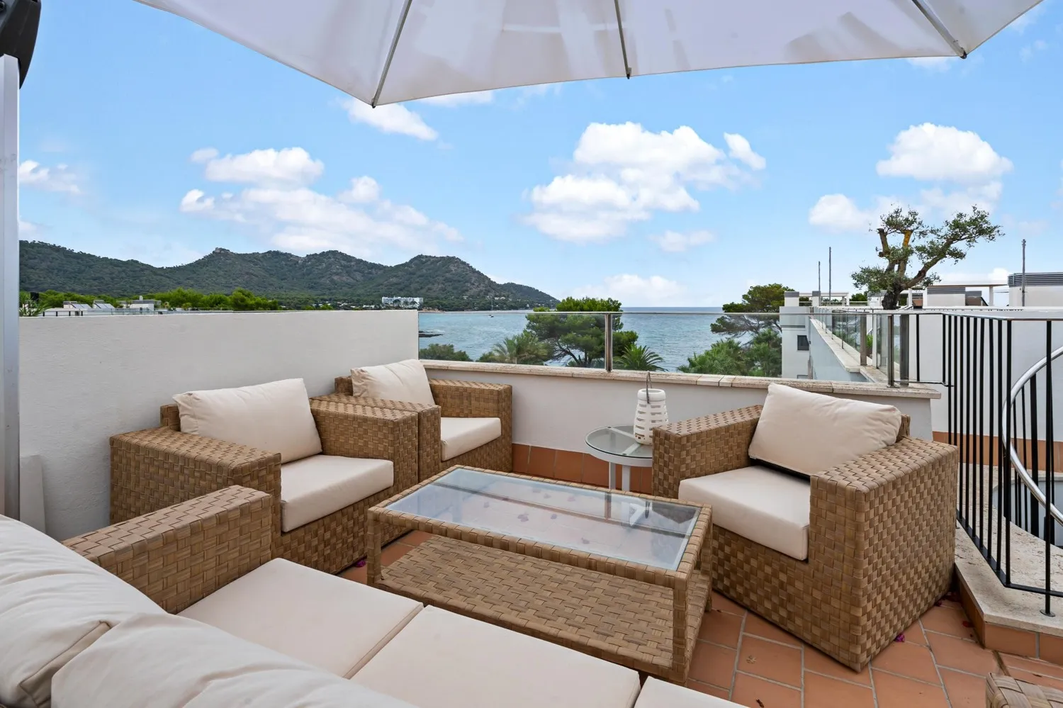 Fantastic-penthouse-facing-the-sea-in-Costa-de-los-Pinos