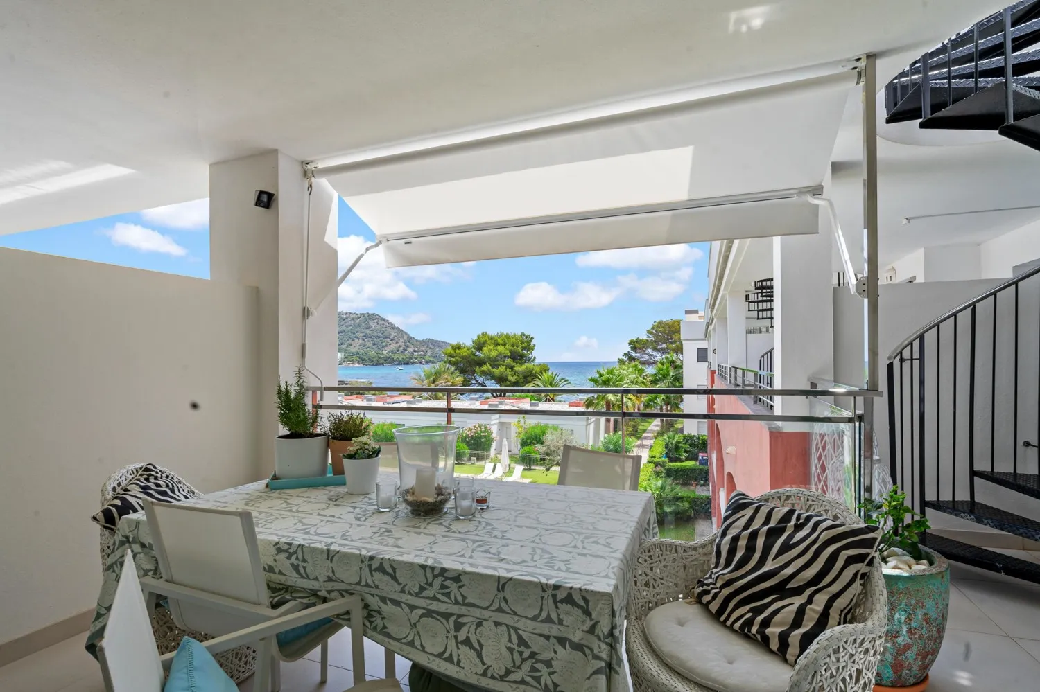 Fantastic-penthouse-facing-the-sea-in-Costa-de-los-Pinos