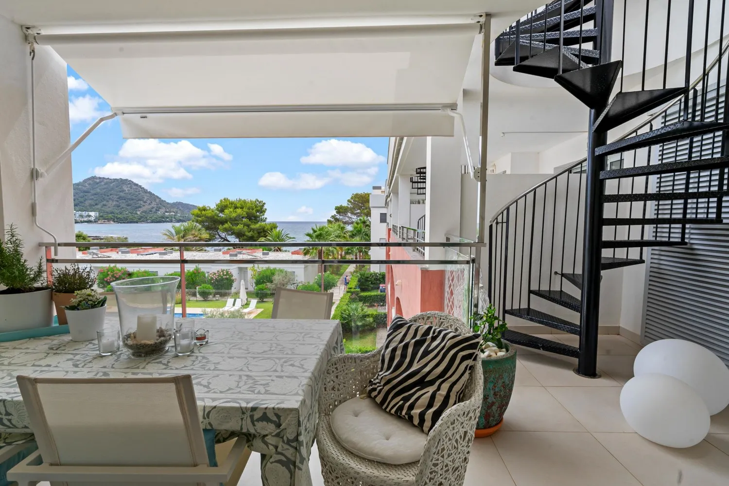 Fantastic-penthouse-facing-the-sea-in-Costa-de-los-Pinos