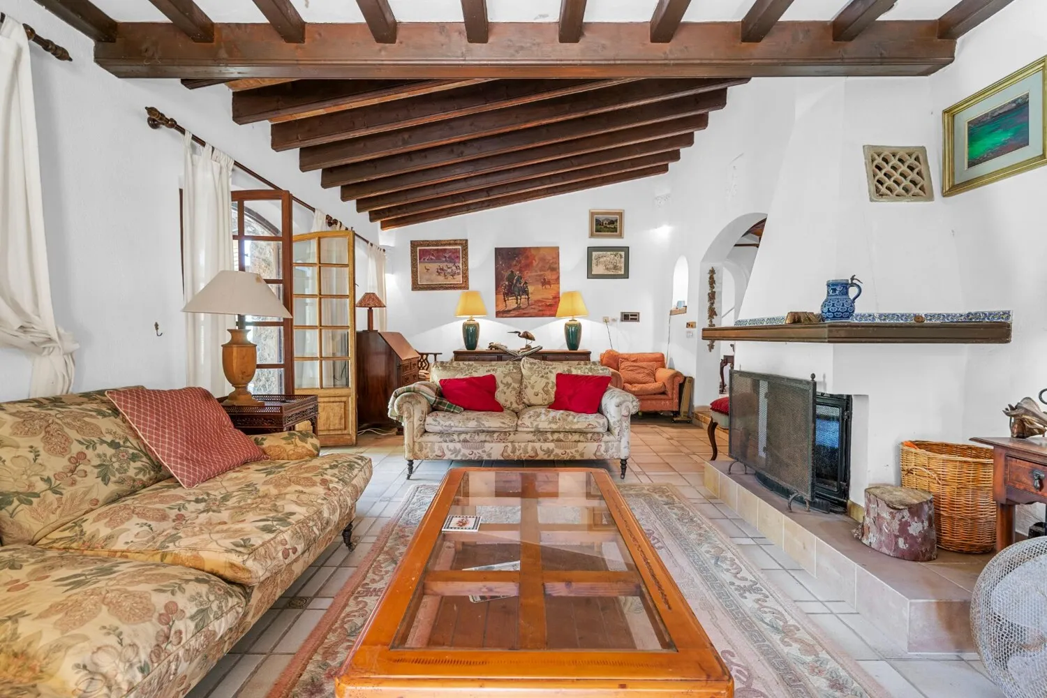 Villa-near-the-sea-in-Alcanada-Alcúdia