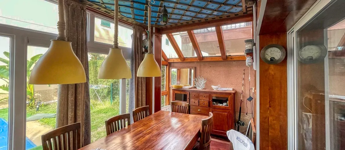 Zu-verkaufen-schöne-Doppelhaushälfte-mit-Schwimmbad-nur-wenige-Meter-vom-Strand-von-Alcudia