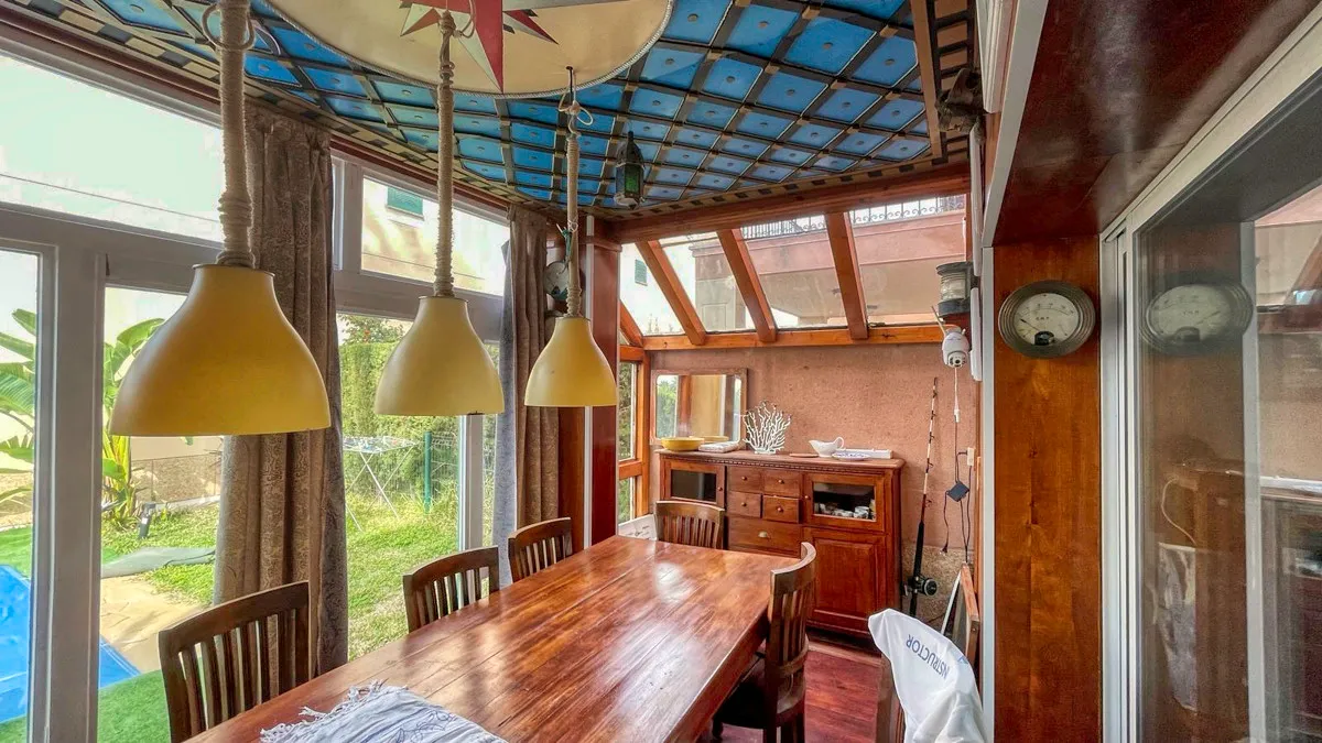 For-sale-beautiful-semi-detached-house-with-swimming-pool-just-a-few-meters-from-the-beach-of-Alcudia
