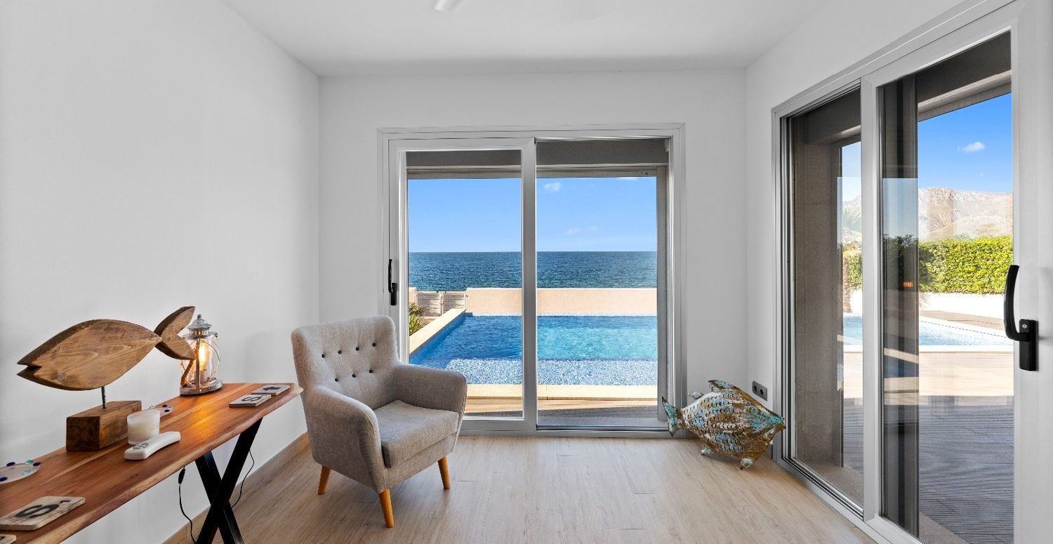 Moderne-Villa-am-Meer-in-Betlem