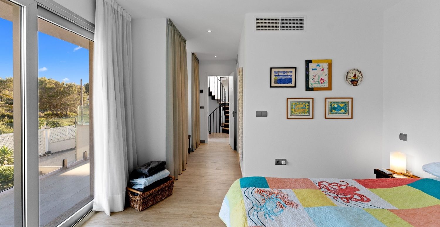 Moderne-Villa-am-Meer-in-Betlem