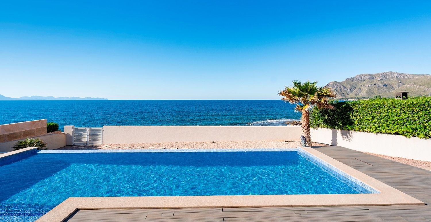 Moderne-Villa-am-Meer-in-Betlem