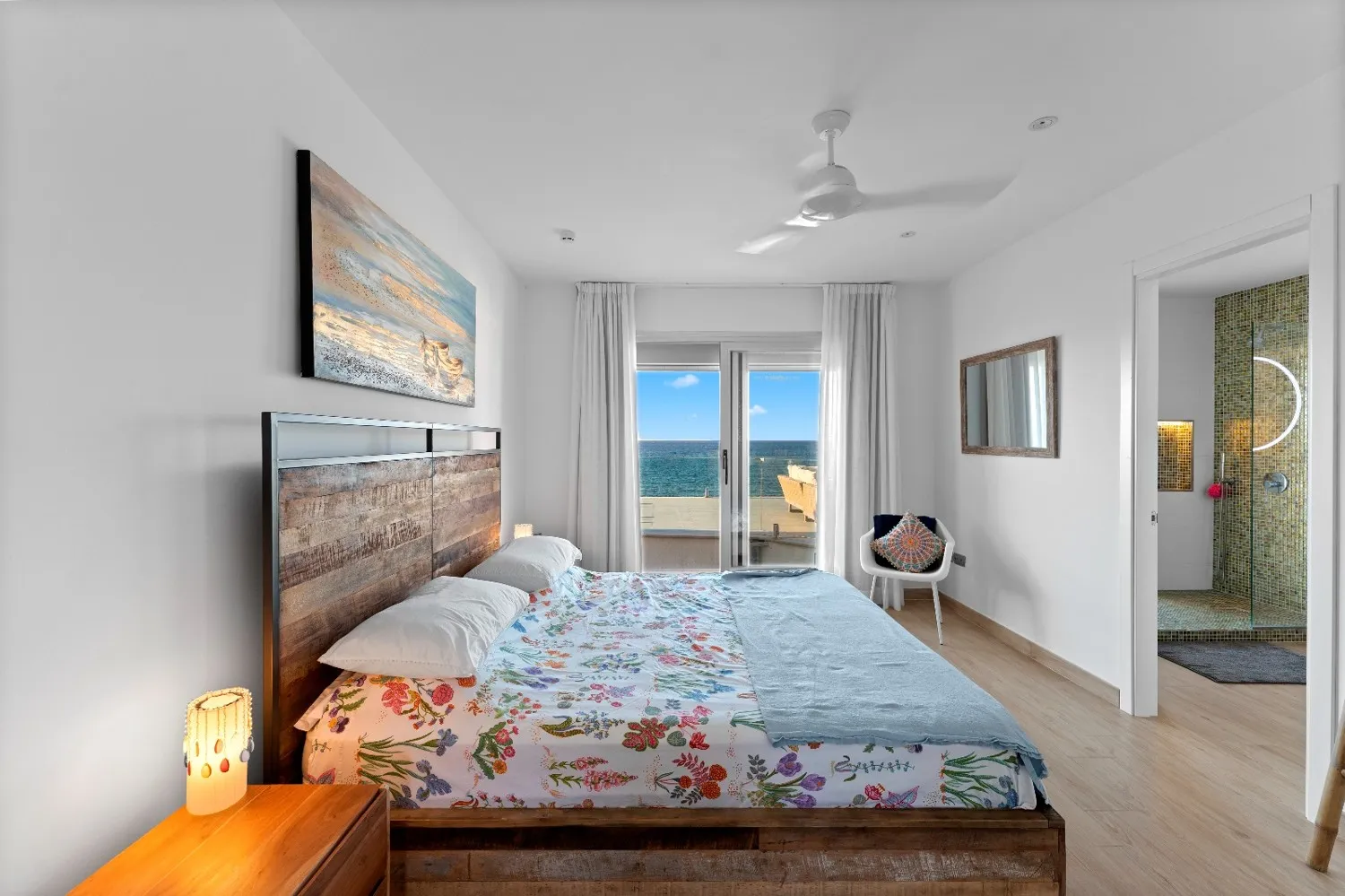 Modern-sea-front-villa-in-Betlem
