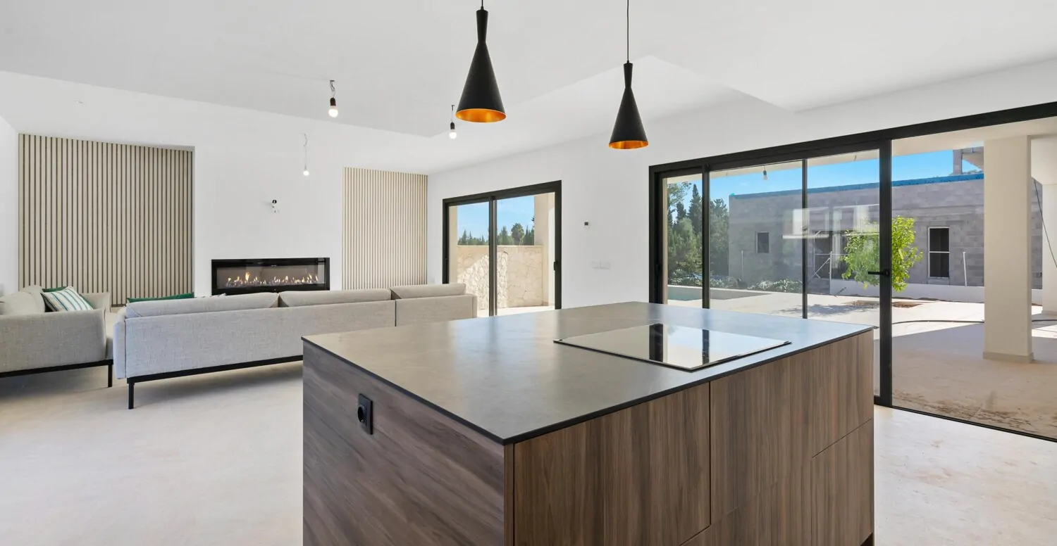 Neue-Villa-in-Crestatx