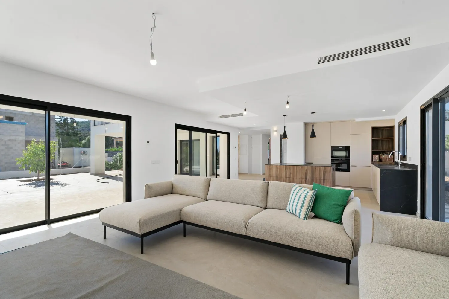 New-villa-in-Crestatx