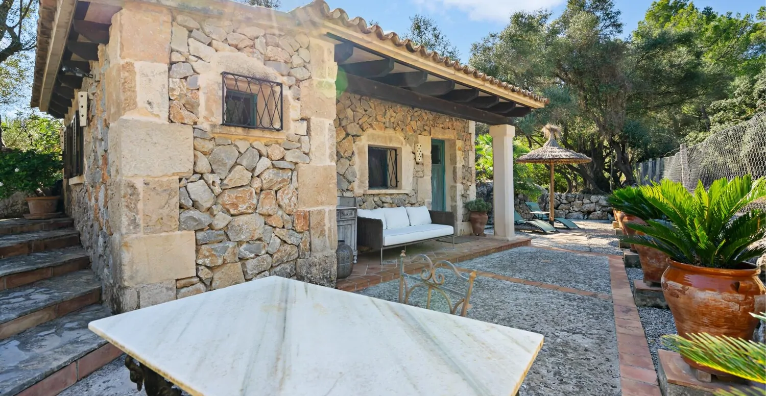 Finca-mit-Meerblick-in-Alcudia