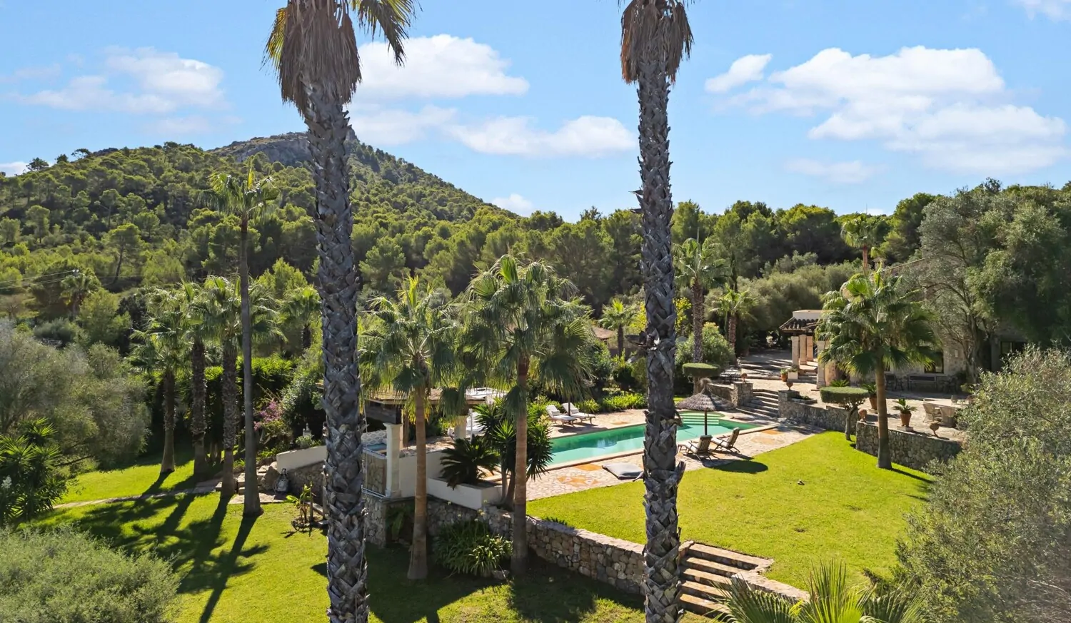 Finca-mit-Meerblick-in-Alcudia