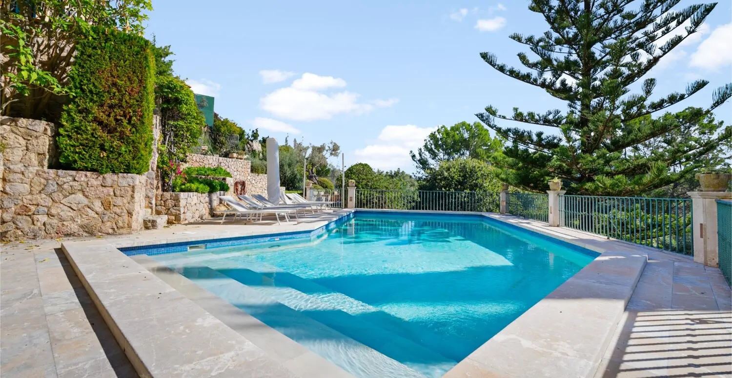 Villa-mit-Aussicht-in-den-Bergen-von-Pollensa