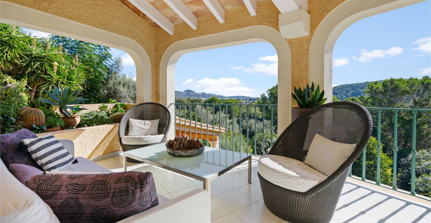 Villa-mit-Aussicht-in-den-Bergen-von-Pollensa