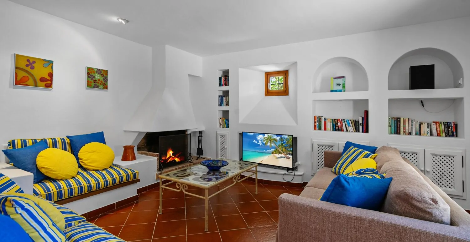 Villa-mit-Aussicht-in-den-Bergen-von-Pollensa