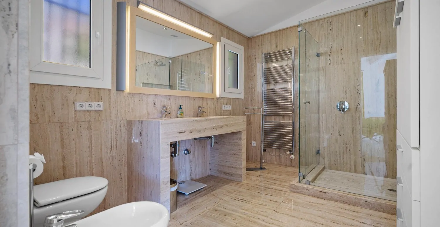 Villa-mit-Aussicht-in-den-Bergen-von-Pollensa