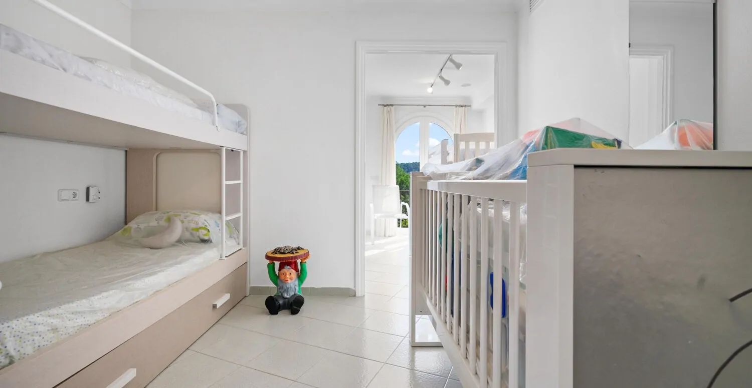 Villa-mit-Aussicht-in-den-Bergen-von-Pollensa