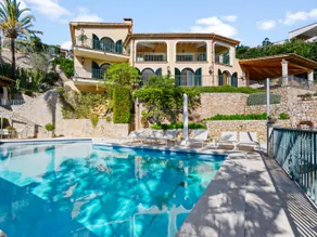 Villa-con-vistas-en-montaña-de-Pollensa
