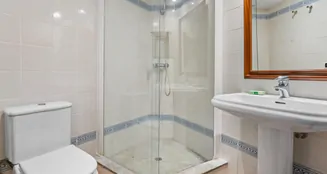 von_poll_real_estate_property_ES255641_image_8