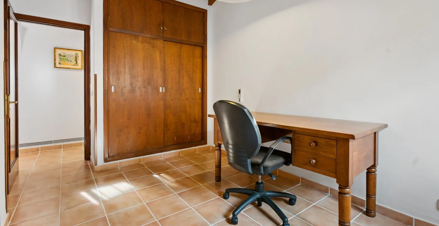 Dorfhaus-in-Meeresnähe-in-Puerto-de-Pollensa