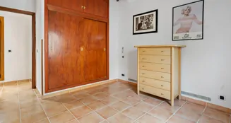 von_poll_real_estate_property_ES255641_image_9