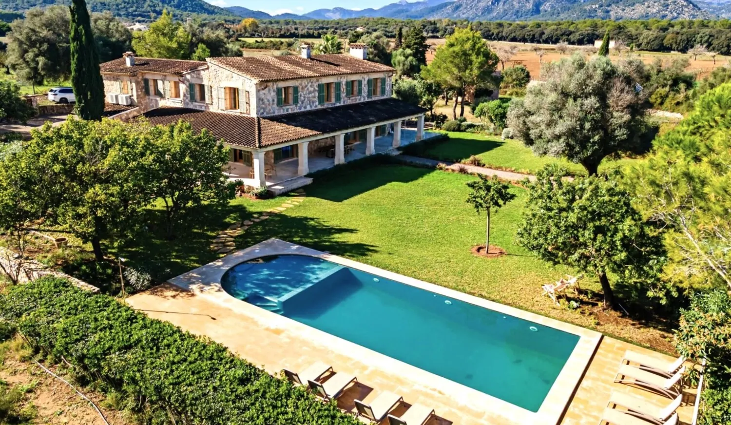 Luxus-Finca-zwischen-Pollensa-und-Alcudia