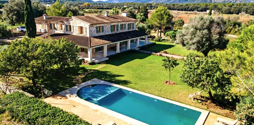 von Poll Immobilien GmbH