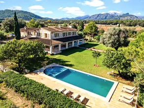 Lujosa-finca-entre-Pollensa-y-Alcudia