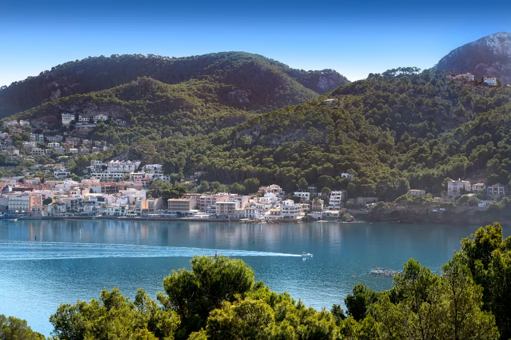 Luxury-Villa-in-Puerto-de-Andratx