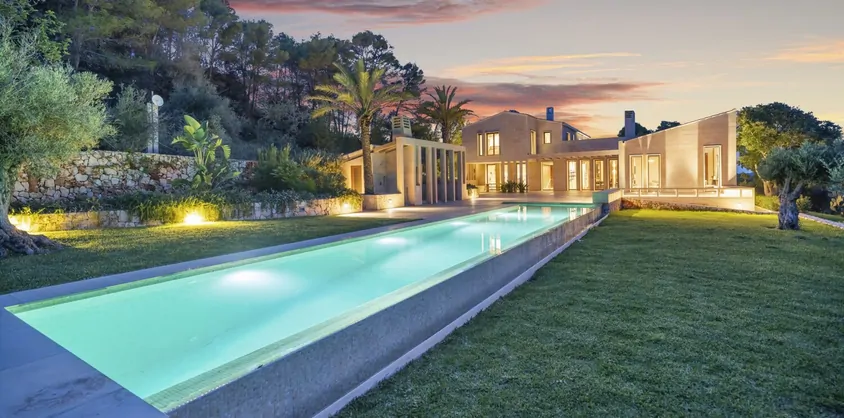 von Poll Immobilien GmbH