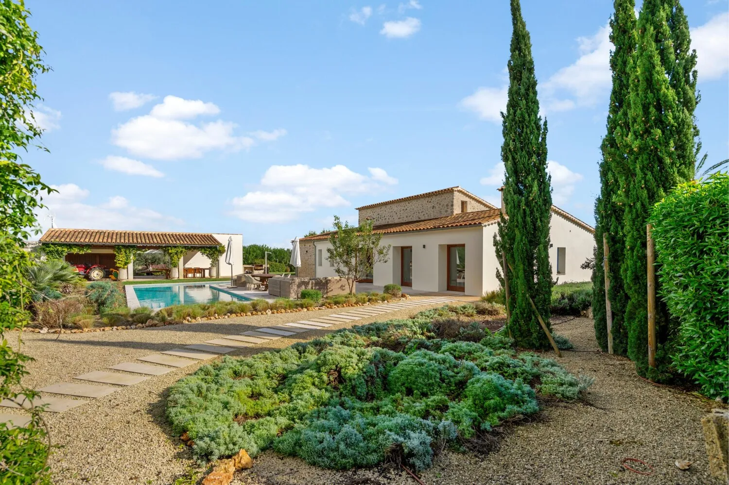 Garden with Pool