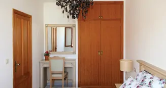 von_poll_real_estate_property_ES265747_image_39