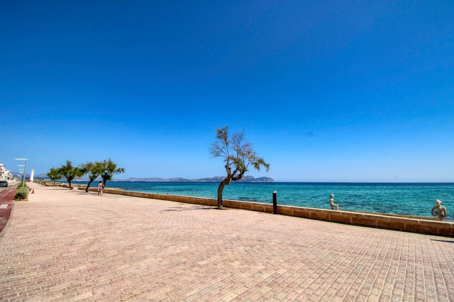 SEKRET MARKETING Interesting property with spectacular views of the bay of Alcudia in Muro