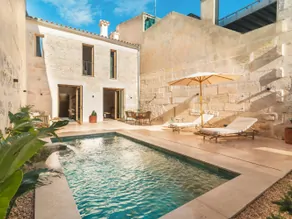 Terraza con piscina