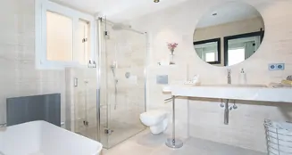 von_poll_real_estate_property_ES265827_image_43