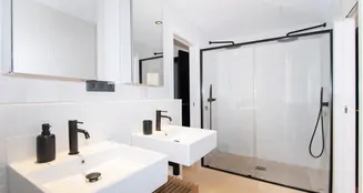 von_poll_real_estate_property_ES265827_image_47