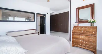 von_poll_real_estate_property_ES265827_image_45