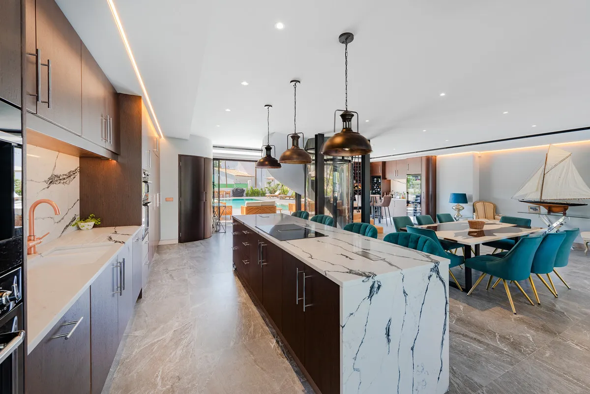 Luxury-sea-front-villa-in-Port-of-Pollensa