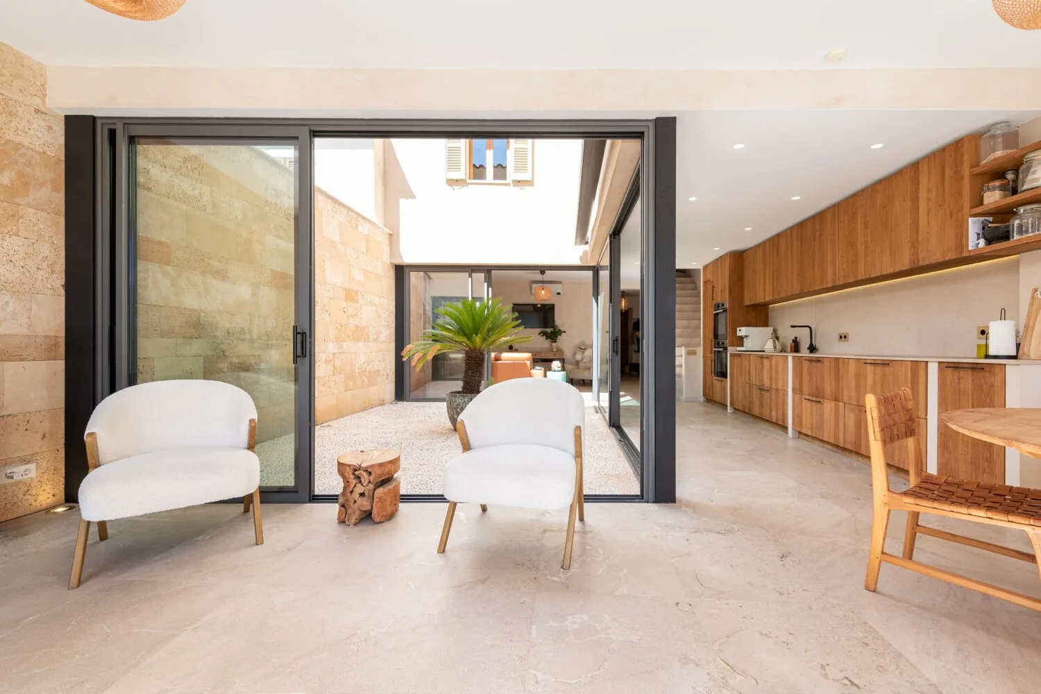 Salon, cocina-comedor