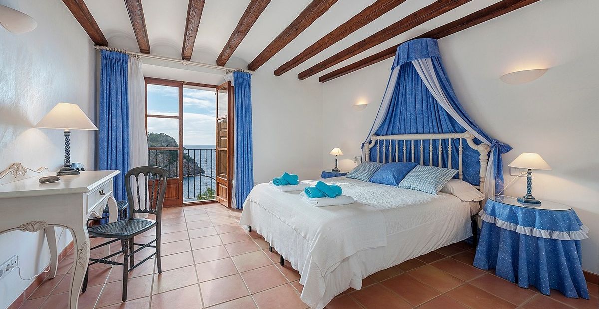 Villa-con-vistas-al-mar-en-Escorca