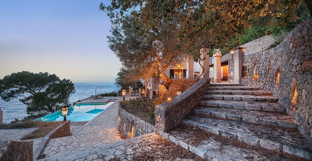 Villa-con-vistas-al-mar-en-Escorca